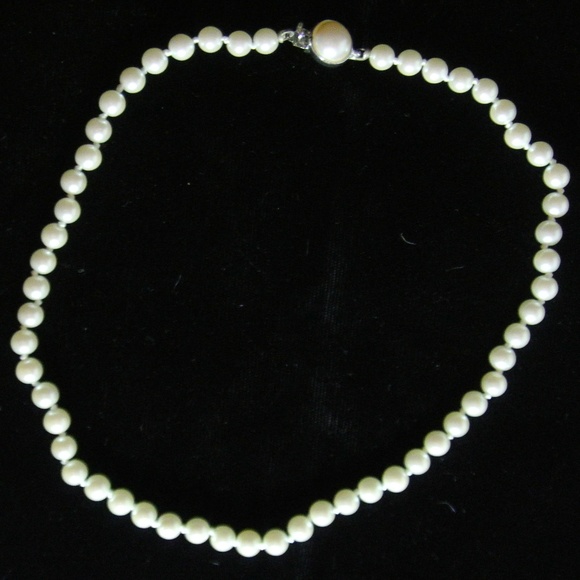 Carolee Jewelry - Carolee Pearls Carolee Jewelry - Carolee Pearls